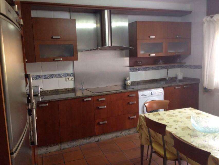 Piso Centrico Y Amplio En Praza Do Regueiro, A Illa De Arousa エクステリア 写真